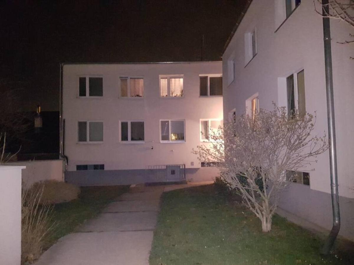 Esslinger Hauptstr Spacious With Loggia Apartamento Viena